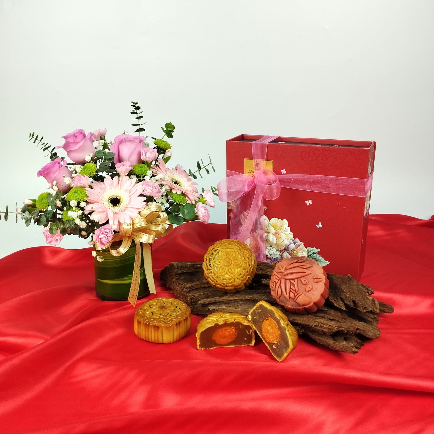 MYTF023 - Baker's Cottage Mooncake Set