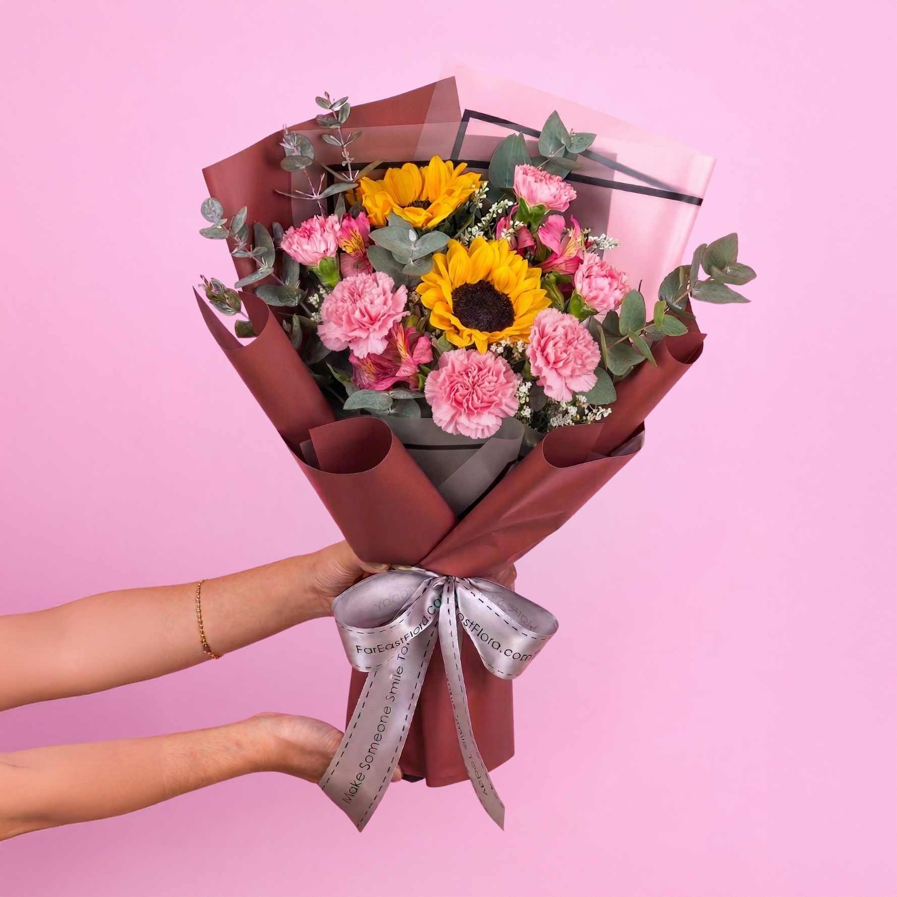MD06 Bright Love - Sunflower & Carnation Flower Bouquet